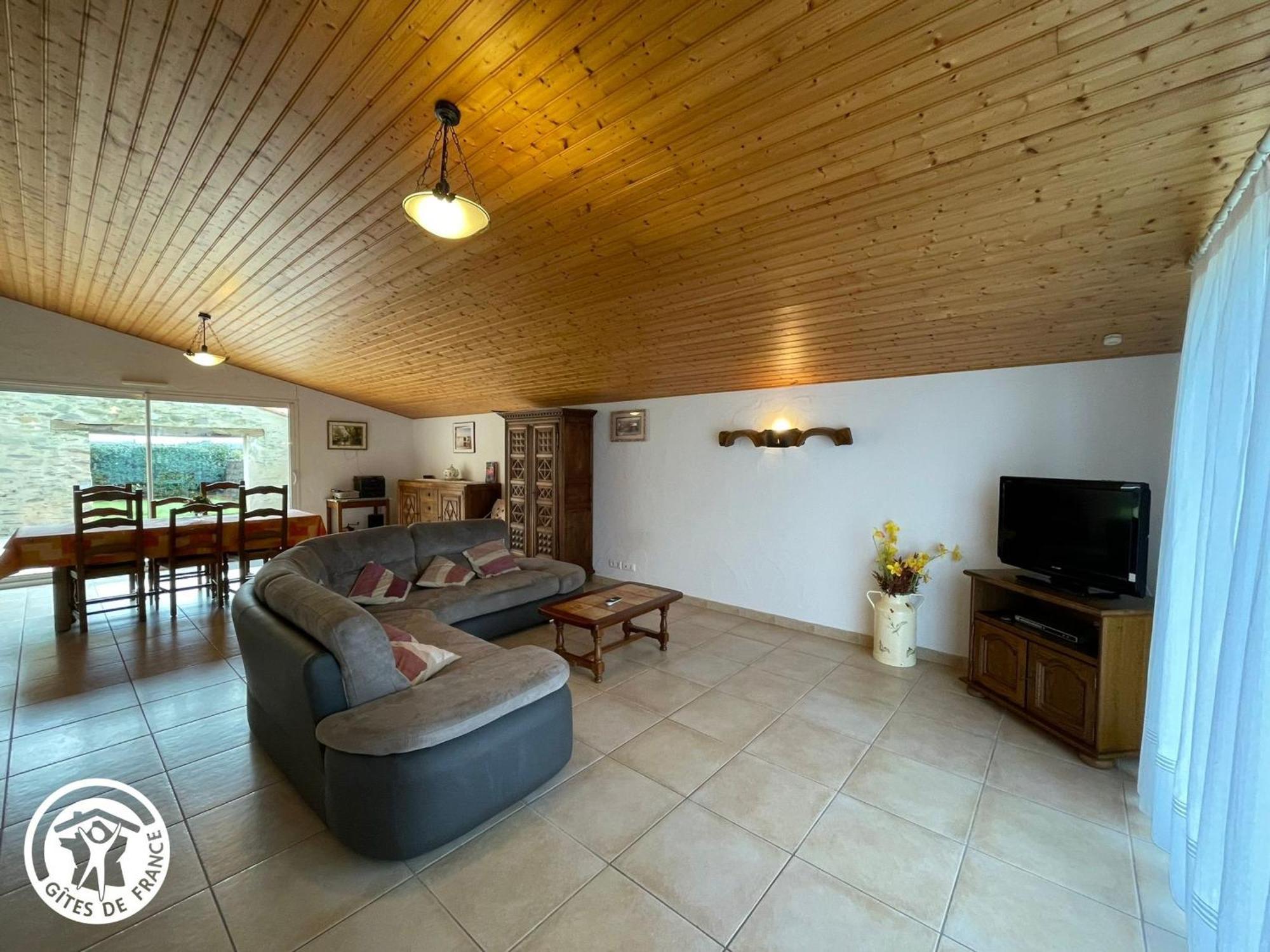 Charmante Grange Renovee Avec Grand Terrain, Wi-Fi, Barbecue, Proche Ferme Et Nature - Fr-1-426-131 La Garnache Exterior photo
