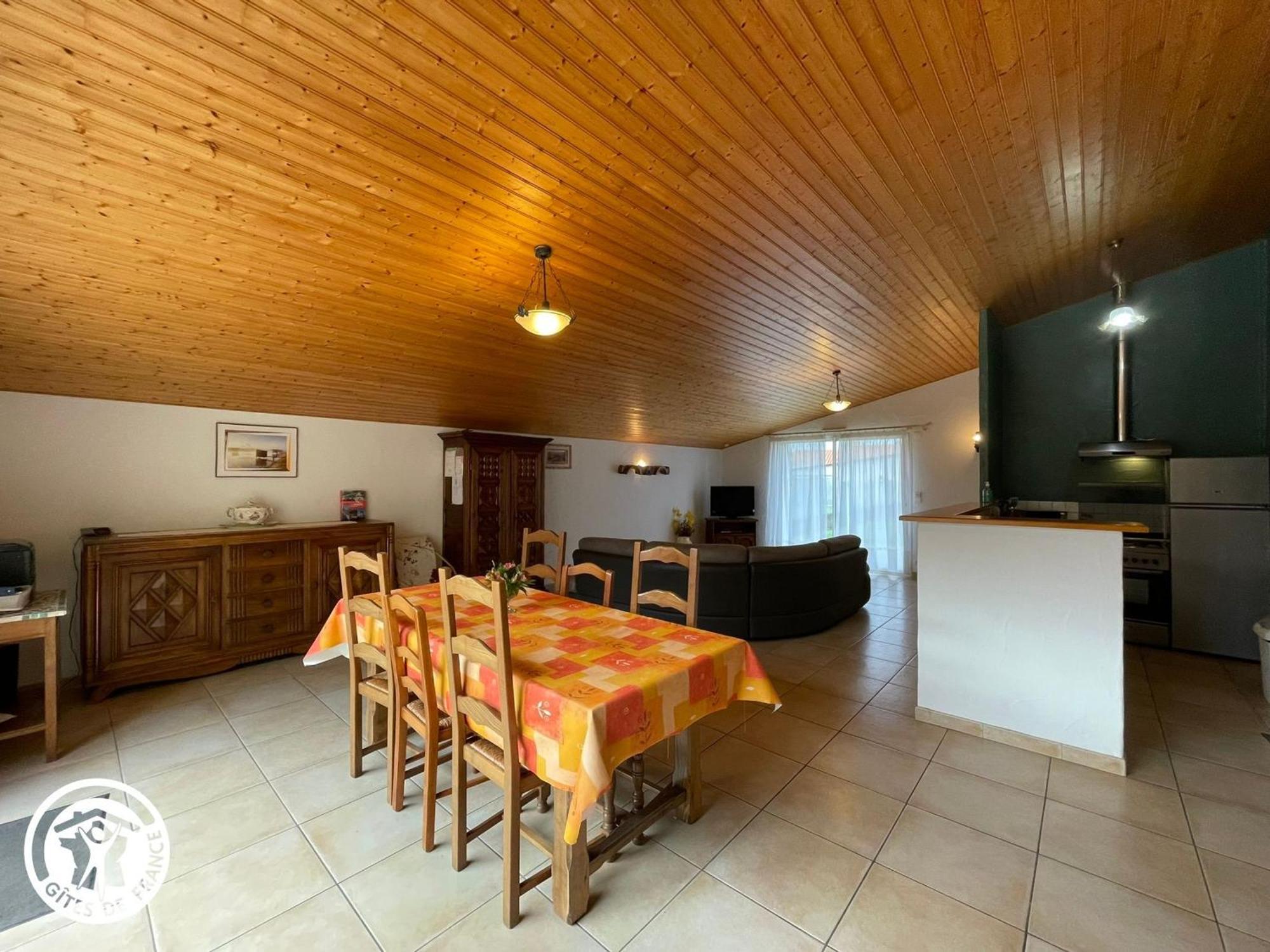 Charmante Grange Renovee Avec Grand Terrain, Wi-Fi, Barbecue, Proche Ferme Et Nature - Fr-1-426-131 La Garnache Exterior photo